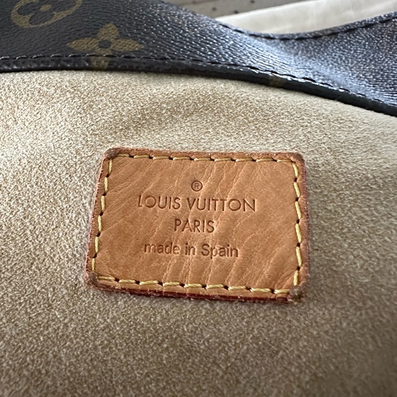 Louis Vuitton Artsy MM - Picture 7 of 8